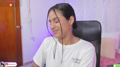 Danna Sofia online show from November 25, 2025, 1:16 am