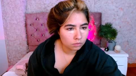 Snapshot of sofiazaf447769 chatting on March 16, 2026, 12:20 pm SOFIA online show from March 16, 2026, 12:20 pm