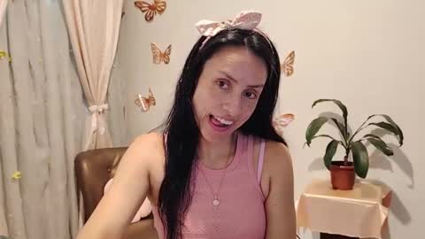 Sofi Bella online show from October 11, 2025, 1:53 pm