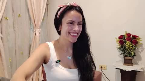 Sofi Bella online show from February 17, 2026, 6:58 pm