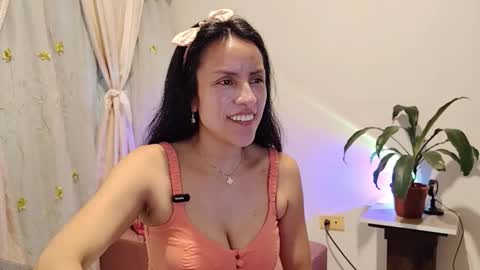 Sofi Bella online show from February 27, 2026, 7:14 pm