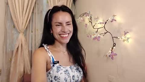 Sofi Bella online show from April 26, 2026, 7:22 pm