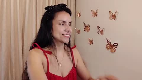 Sofi Bella online show from June 10, 2026, 7:35 pm