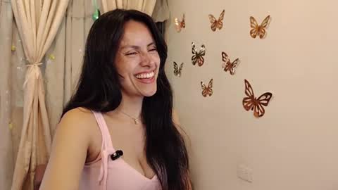 Sofi Bella online show from July 14, 2026, 7:52 pm