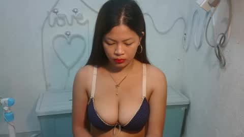 sofie_loorexx online show from April 30, 2026, 10:36 pm