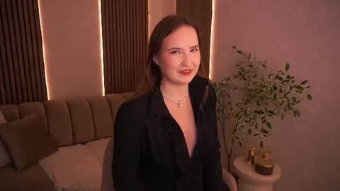 Sofie online show from July 11, 2026, 8:00 pm
