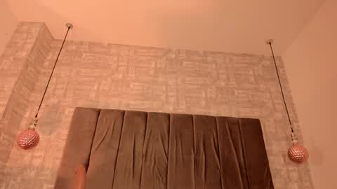 Sofie online show from October 16, 2025, 1:17 am