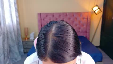 sofii_cute01 online show from January 17, 2026, 12:43 pm