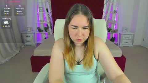 sofii_darling online show from April 23, 2026, 4:53 pm
