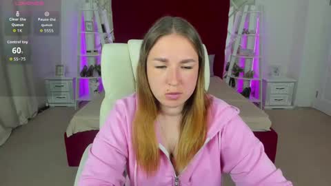 sofii_darling online show from May 3, 2026, 4:24 pm