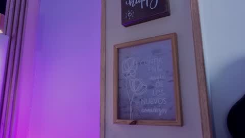 Snapshot of sofii_jones chatting on June 11, 2026, 12:32 am sofii_jones online show from June 11, 2026, 12:32 am