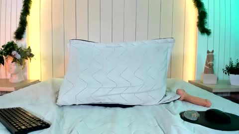 Snapshot of sofii_lopezz chatting on December 18, 2024, 5:52 pm Sofii Lopezz online show from December 18, 2024, 5:52 pm