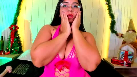 Snapshot of sofii_lopezz chatting on December 28, 2024, 6:08 pm Sofii Lopezz online show from December 28, 2024, 6:08 pm