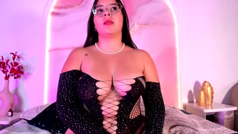 Snapshot of sofii_lopezz chatting on February 3, 2025, 12:47 pm Sofii Lopezz online show from February 3, 2025, 12:47 pm