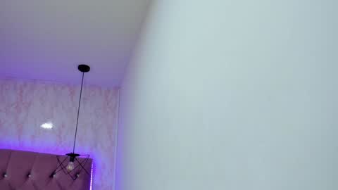   online show from December 18, 2024, 1:26 am