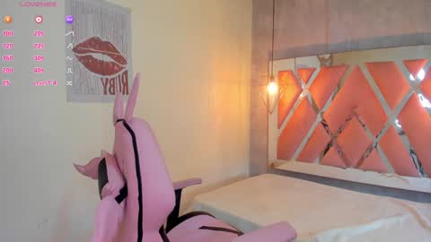   online show from February 1, 2025, 6:29 pm