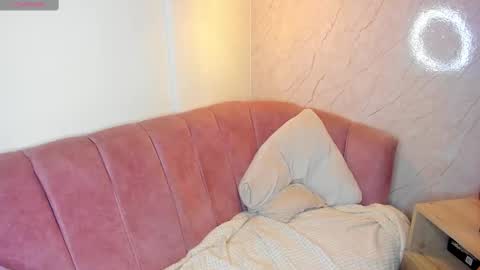   online show from February 26, 2025, 6:32 pm