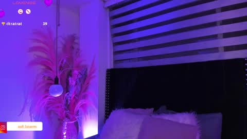Snapshot of sofiia_rubb chatting on February 24, 2025, 6:05 am Sofia online show from February 24, 2025, 6:05 am