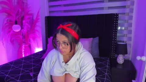 Snapshot of sofiia_rubb chatting on March 3, 2025, 7:10 am Sofia online show from March 3, 2025, 7:10 am