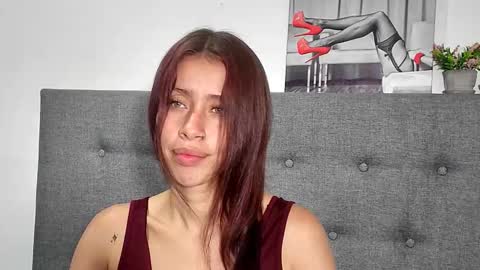 sofiia_tay online show from September 8, 2025, 2:16 pm