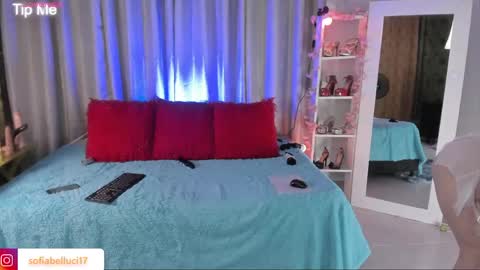 Sofiibell online show from May 9, 2026, 12:27 am