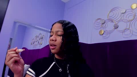 sofiifox online show from January 5, 2025, 11:37 am
