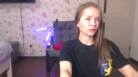 Snapshot of sofiyaruch chatting on May 26, 2026, 7:59 am Kaitbrunette and SofiblondeWelcome room Private is Open Make us happy online show from May 26, 2026, 7:59 am