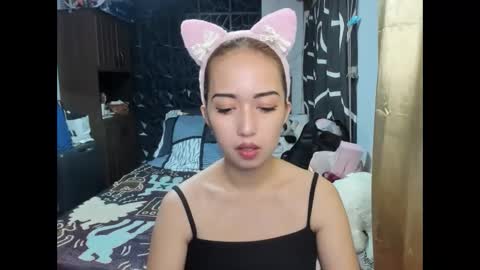 Angel online show from December 19, 2025, 4:47 pm