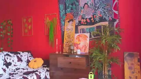 E online show from July 3, 2026, 11:49 am