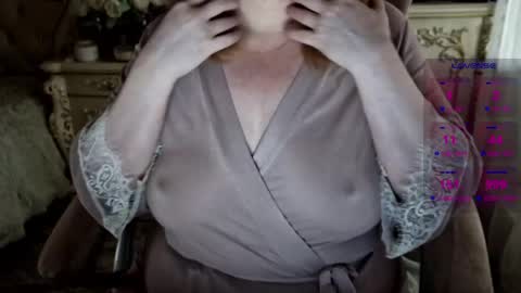 Hi Im Sofia             online show from May 11, 2026, 1:17 pm
