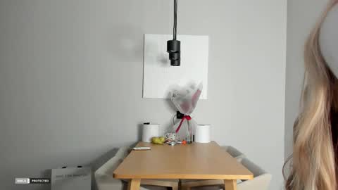 Snapshot of soft_katy chatting on April 2, 2026, 8:06 pm kitty katy online show from April 2, 2026, 8:06 pm