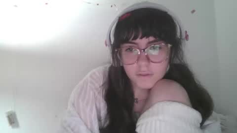 SoftArches online show from February 10, 2026, 1:10 am