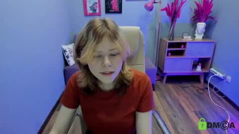 softflame online show from November 23, 2025, 10:48 am