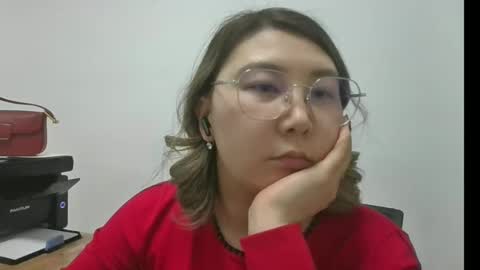 softgirlk online show from February 7, 2025, 2:04 pm
