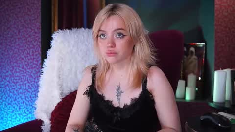 Cassie online show from February 1, 2026, 1:53 pm