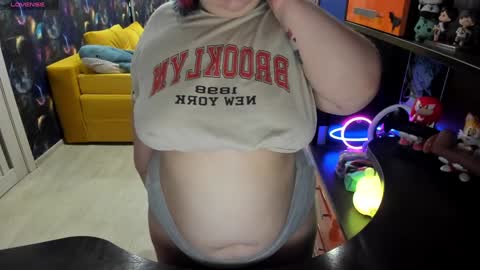 Sofie online show from December 16, 2024, 1:53 am