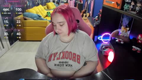 Sofie online show from December 17, 2024, 2:01 am