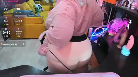 Sofie online show from June 26, 2026, 3:22 am