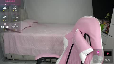 Snapshot of softkiss_x chatting on May 26, 2026, 1:01 am Fran online show from May 26, 2026, 1:01 am
