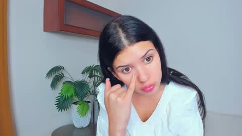 Alice online show from September 21, 2025, 6:59 am