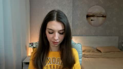 Snapshot of softwine chatting on September 15, 2025, 4:29 pm Kelly online show from September 15, 2025, 4:29 pm