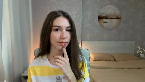 Snapshot of softwine chatting on September 24, 2025, 9:12 am Kelly online show from September 24, 2025, 9:12 am