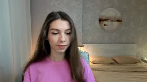 Snapshot of softwine chatting on October 15, 2025, 12:16 pm Kelly online show from October 15, 2025, 12:16 pm