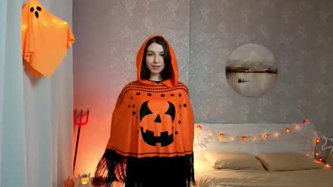 Snapshot of softwine chatting on October 27, 2025, 12:20 pm Kelly online show from October 27, 2025, 12:20 pm