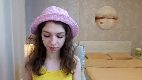 Snapshot of softwine chatting on May 8, 2026, 12:21 pm Kelly online show from May 8, 2026, 12:21 pm