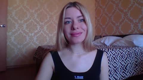 softy_aura online show from May 20, 2026, 9:15 am
