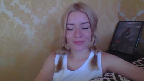 Snapshot of softy_aura chatting on July 14, 2026, 1:50 pm softy_aura online show from July 14, 2026, 1:50 pm
