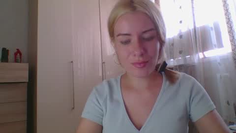 Snapshot of softy_aura chatting on August 4, 2026, 2:19 pm softy_aura online show from August 4, 2026, 2:19 pm