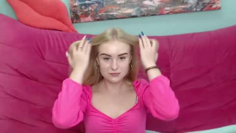 Snapshot of sofysoft chatting on September 26, 2025, 5:00 am sofysoft online show from September 26, 2025, 5:00 am