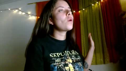 Snapshot of soka_lovers_04_ chatting on December 14, 2024, 2:12 am Sofia online show from December 14, 2024, 2:12 am